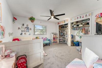 RAINBOW S END ESTATE - Residential