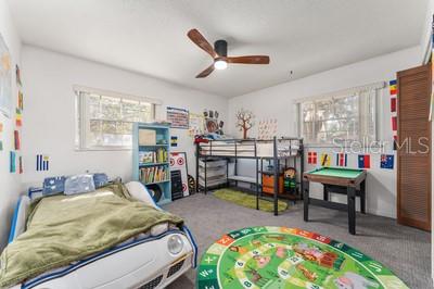 RAINBOW S END ESTATE - Residential