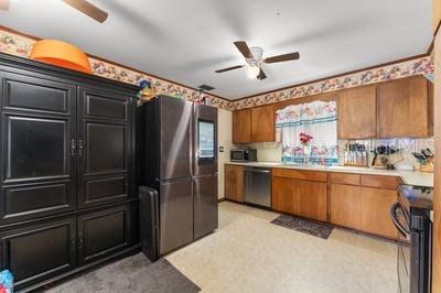 RAINBOW S END ESTATE - Residential