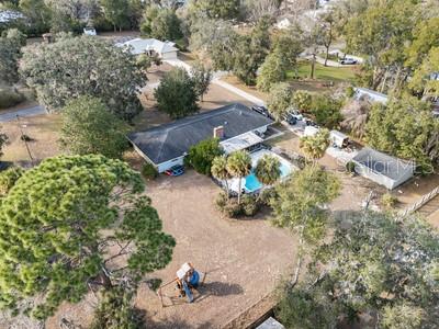 RAINBOW S END ESTATE - Residential