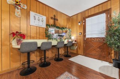 RAINBOW S END ESTATE - Residential