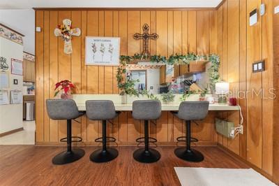 RAINBOW S END ESTATE - Residential