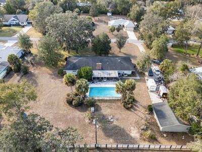 RAINBOW S END ESTATE - Residential