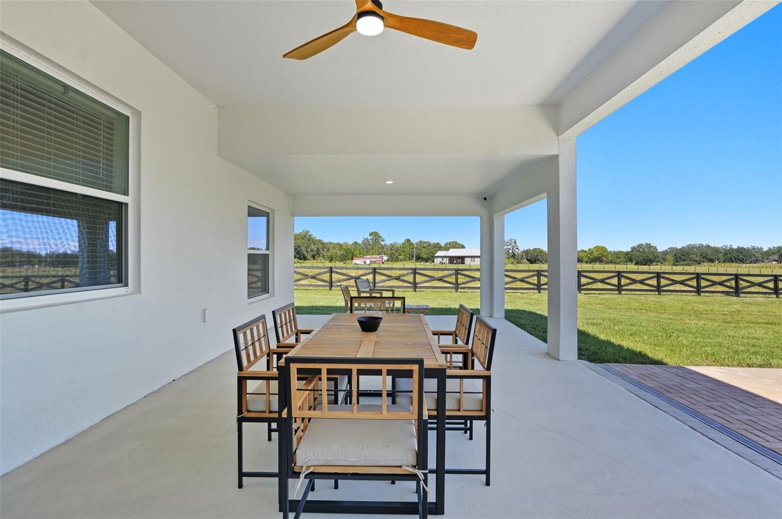 GARDEN GRV - Residential