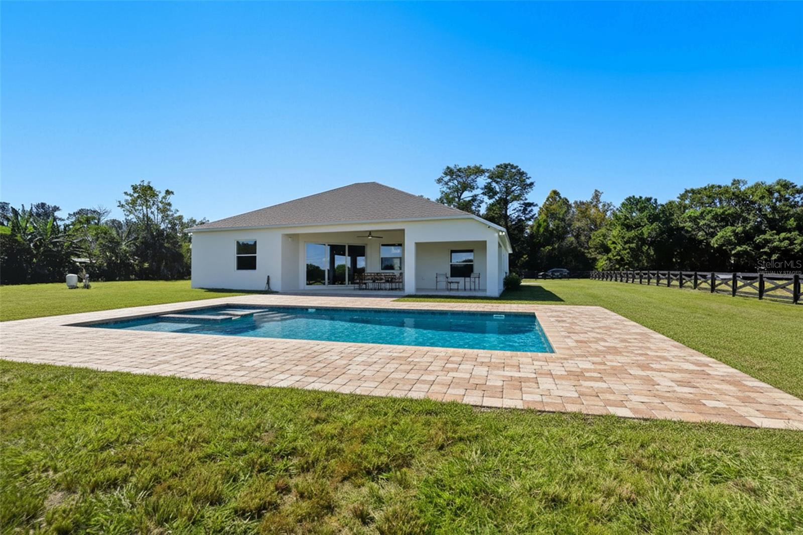 GARDEN GRV - Residential