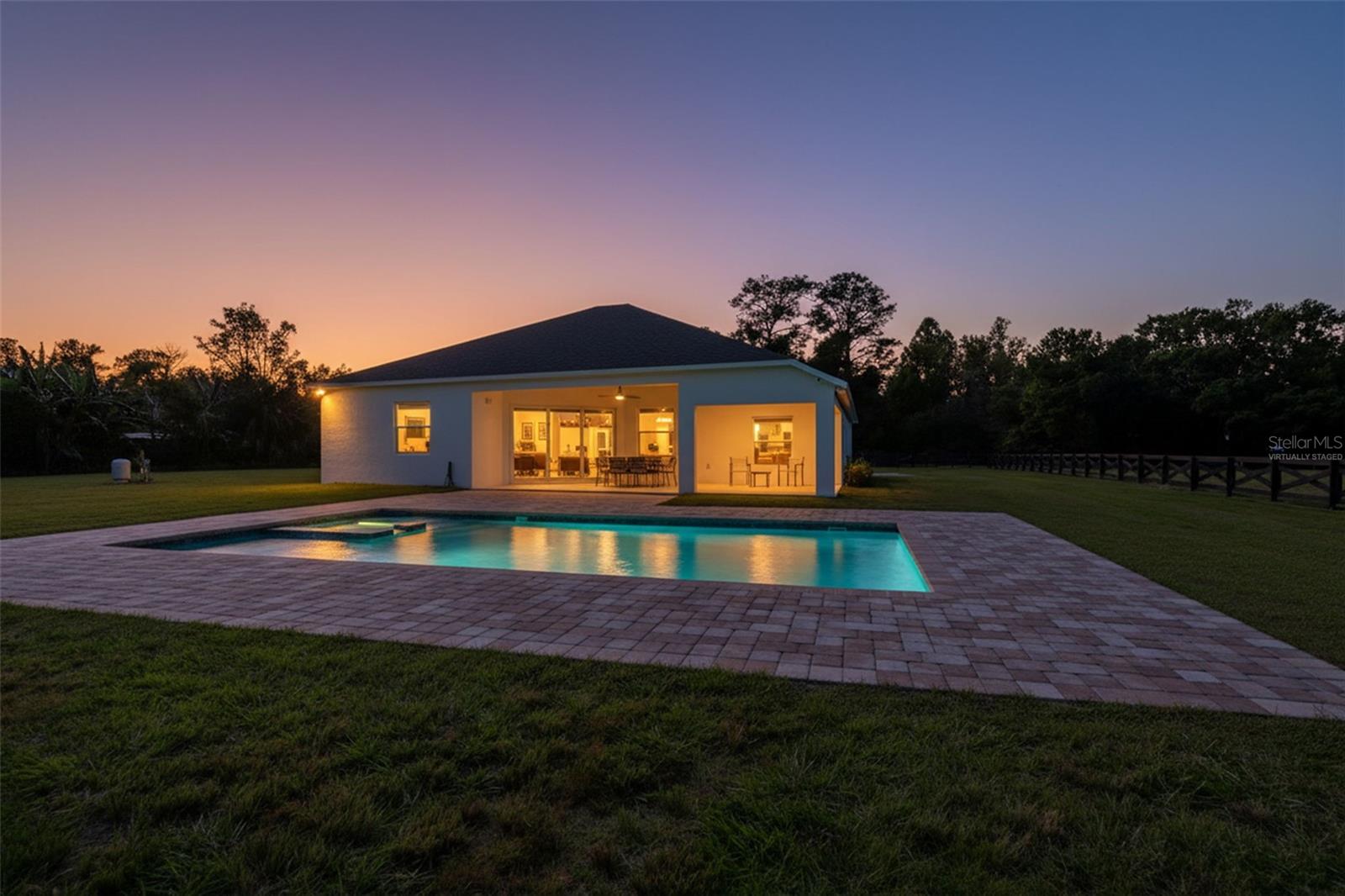 GARDEN GRV - Residential