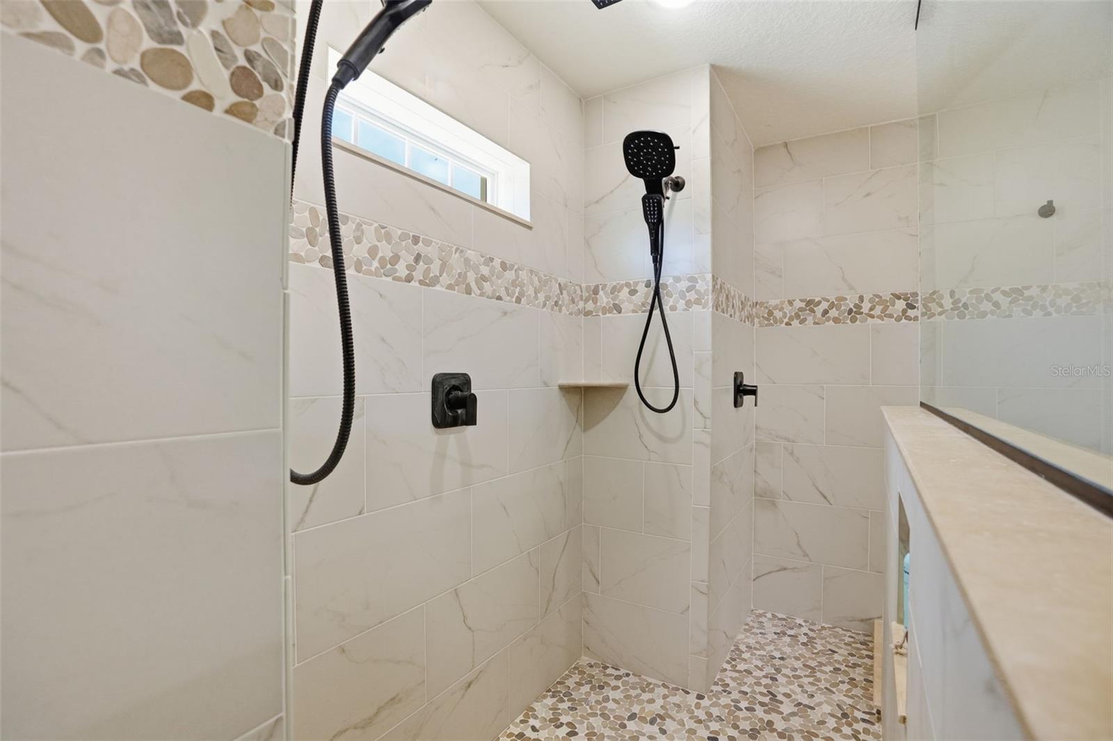 GARDEN GRV - Residential