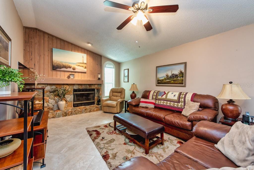 ALDERMAN RIDGE - Residential