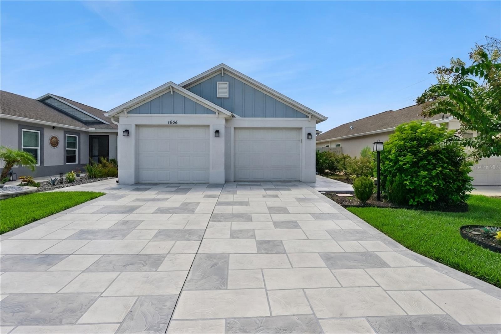 1606 RHOADS COURT