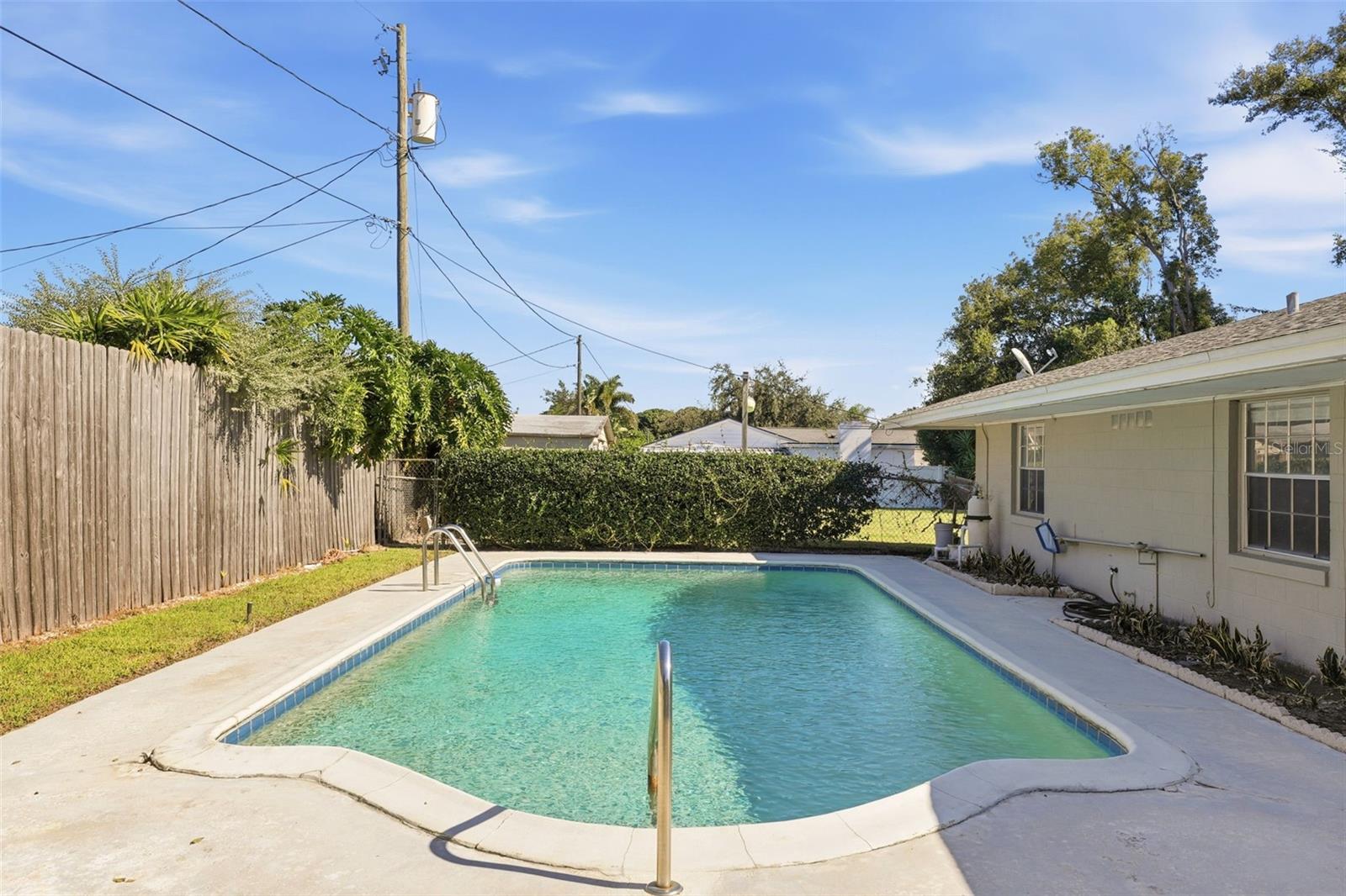 DOMMERICH HILLS - Residential