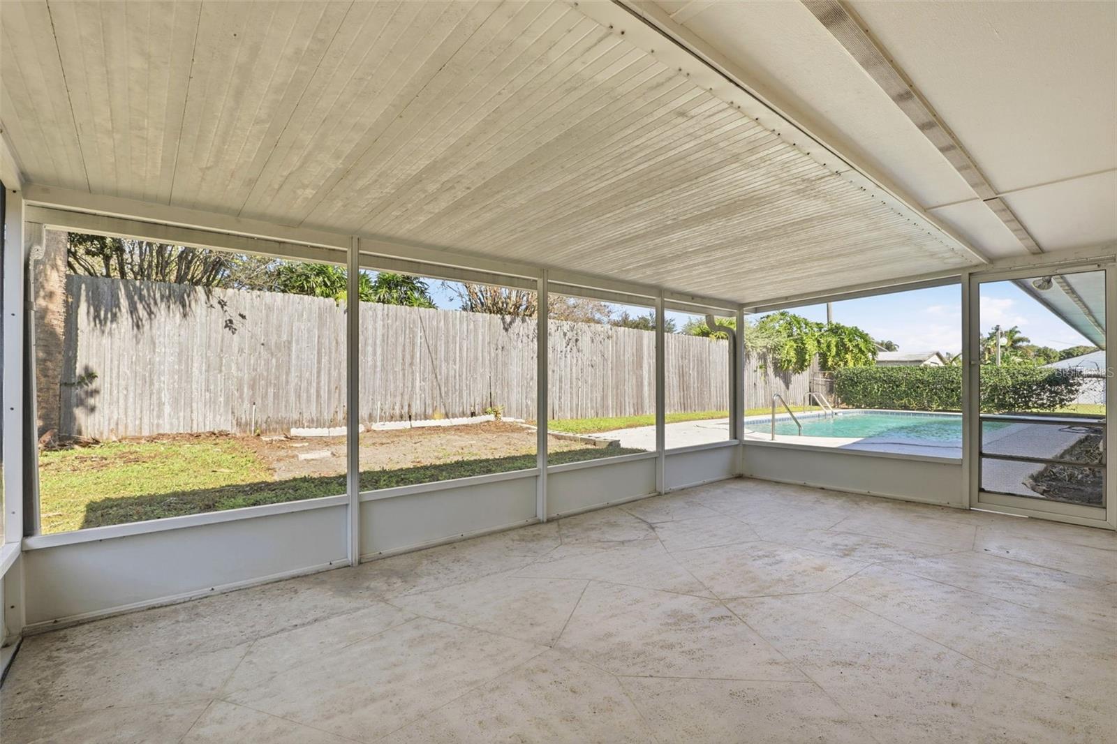 DOMMERICH HILLS - Residential