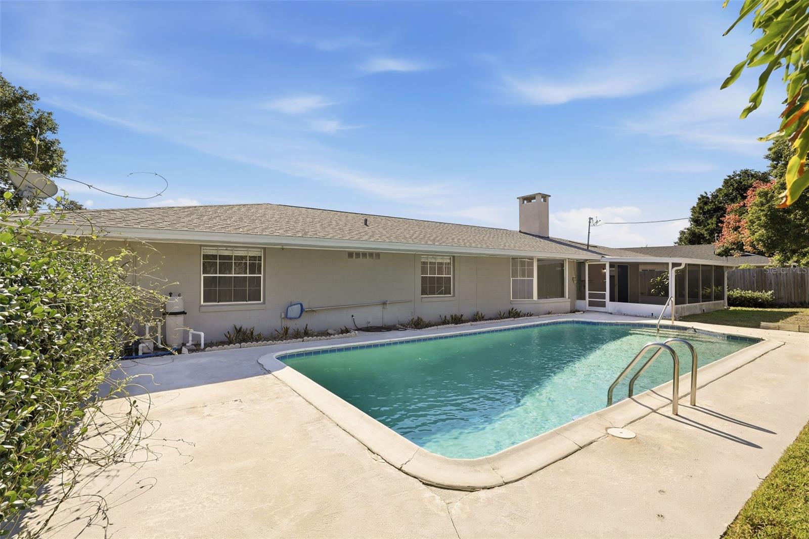 DOMMERICH HILLS - Residential