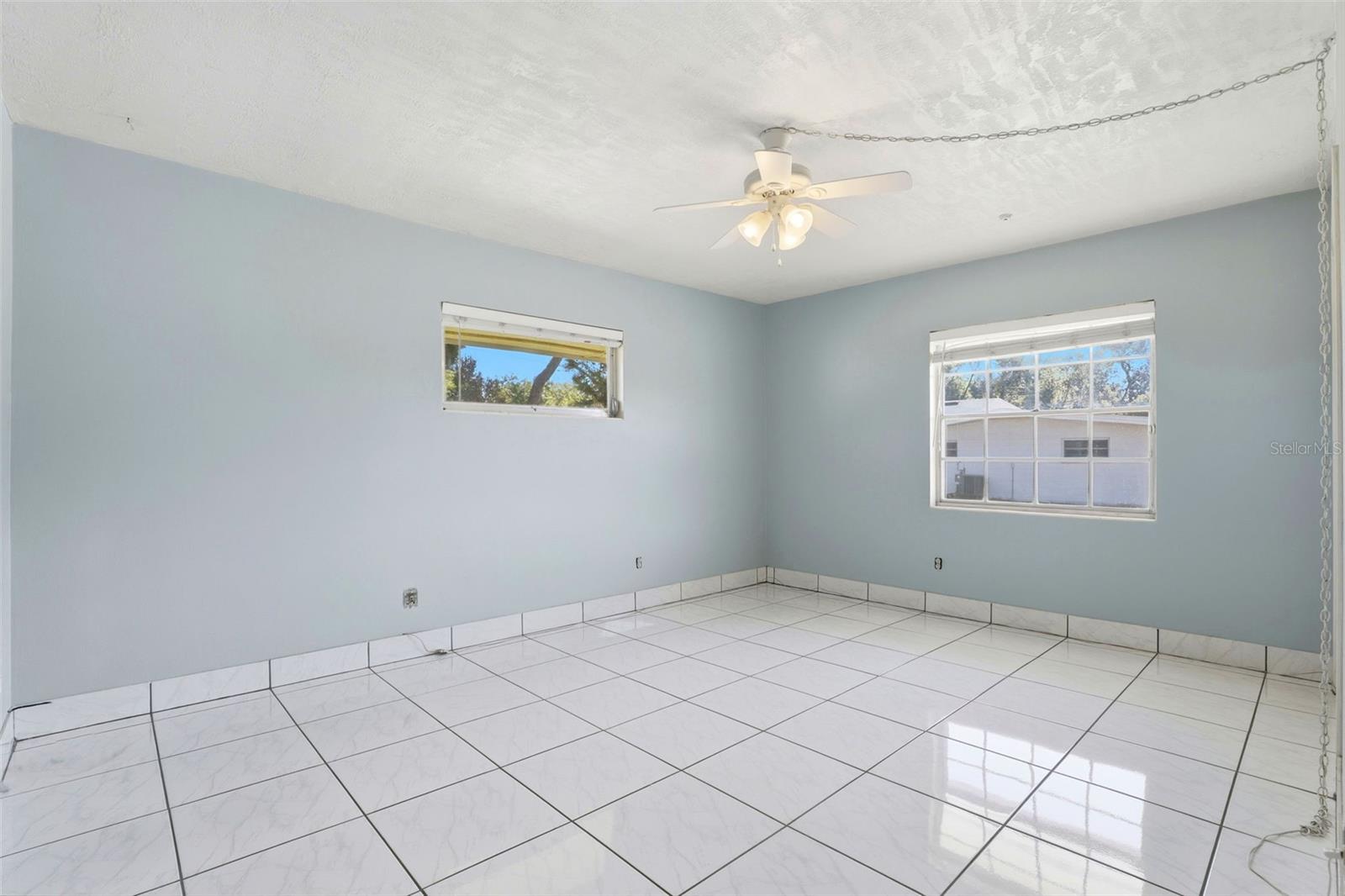 DOMMERICH HILLS - Residential