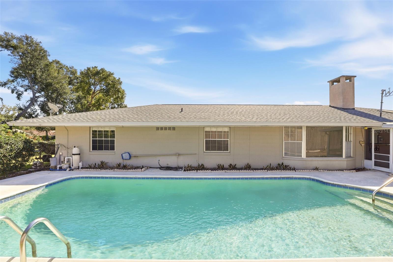 DOMMERICH HILLS - Residential