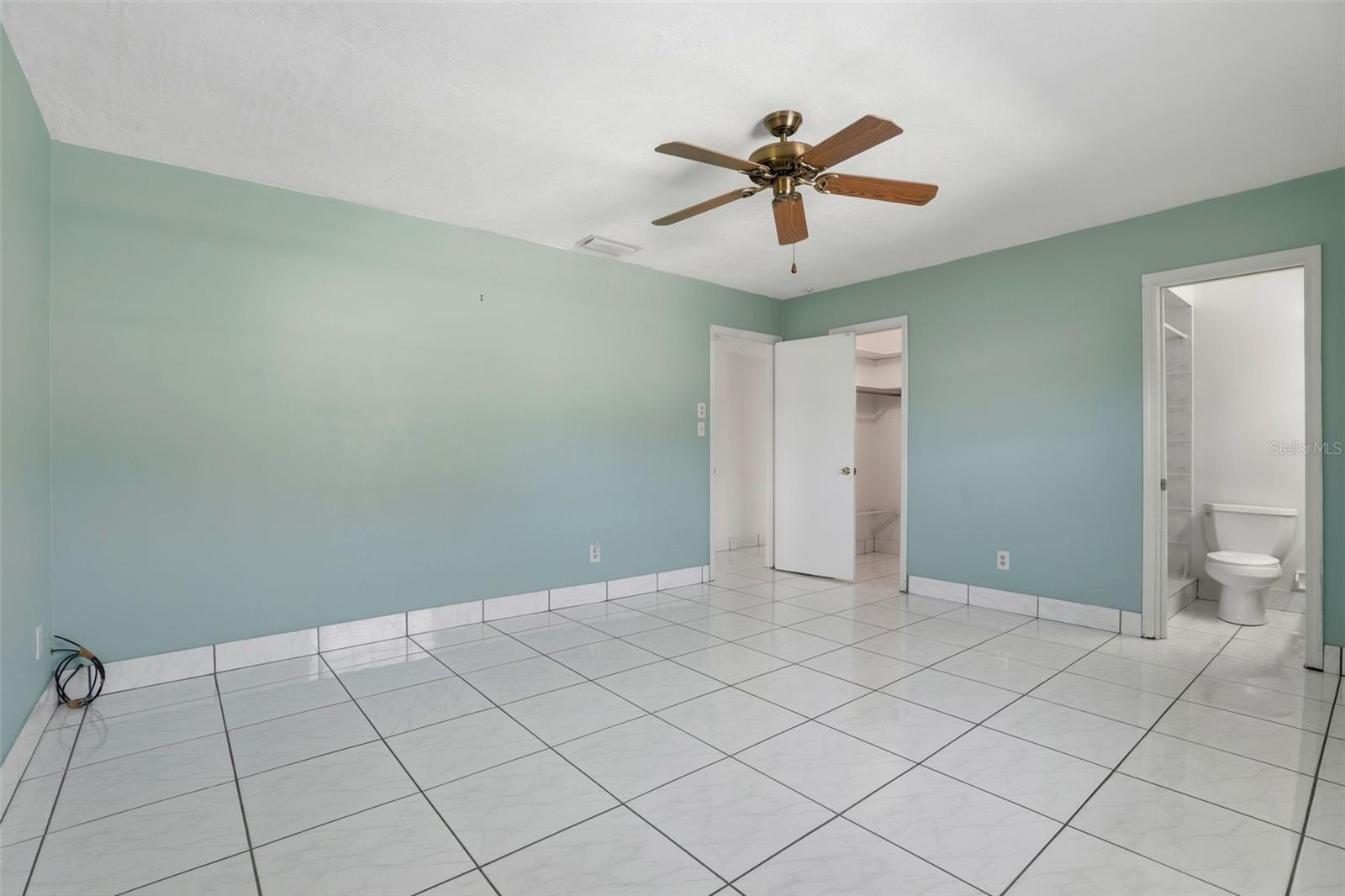 DOMMERICH HILLS - Residential