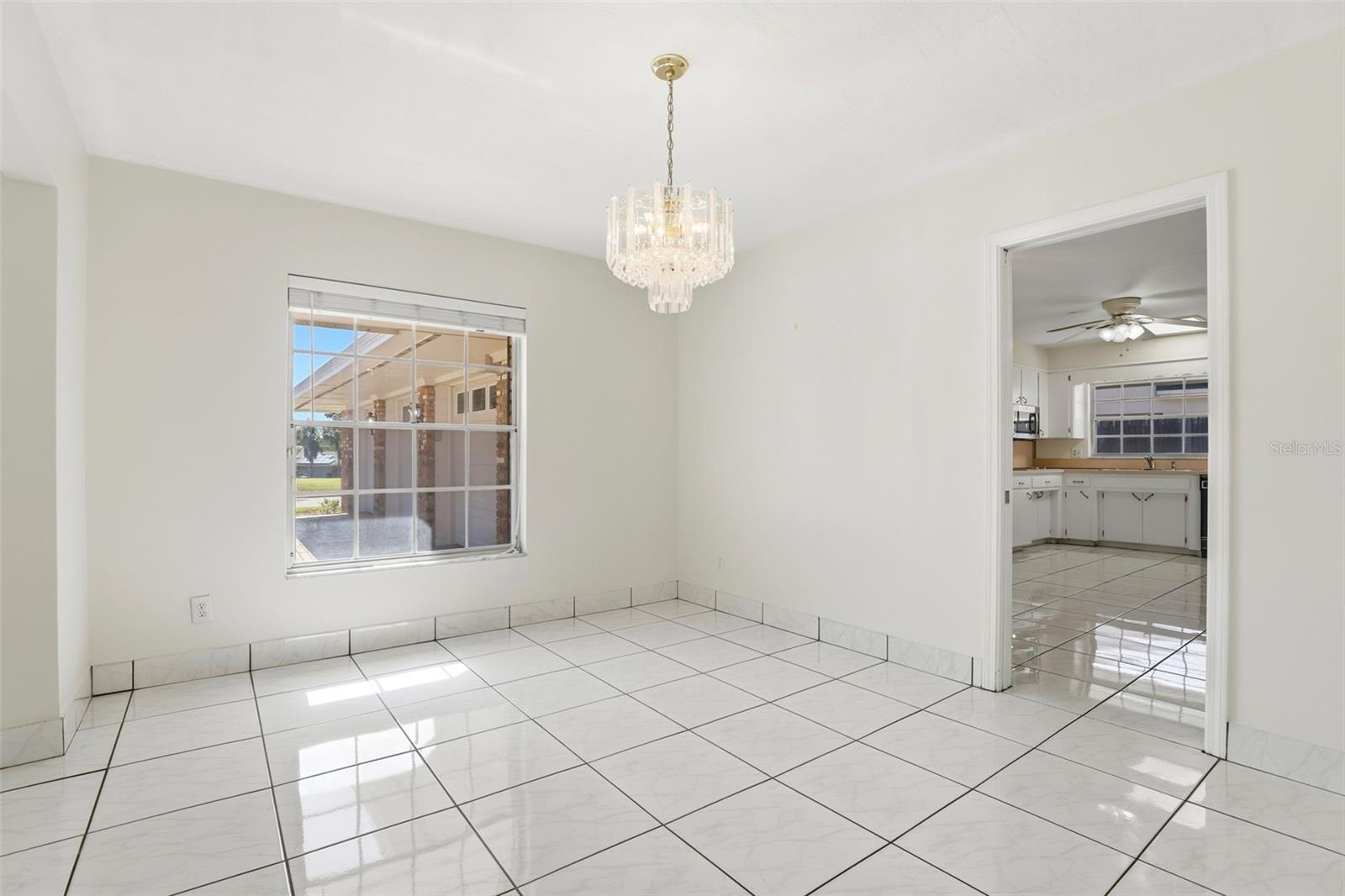 DOMMERICH HILLS - Residential