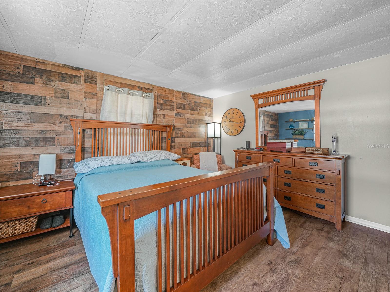 FOX CREEK PB 71 PG 7 - Residential