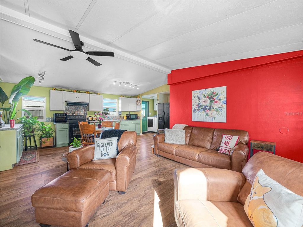 Photo of 4806 Fox Creek Drive W, Mulberry, FL 33860 (MLS # L4956619)