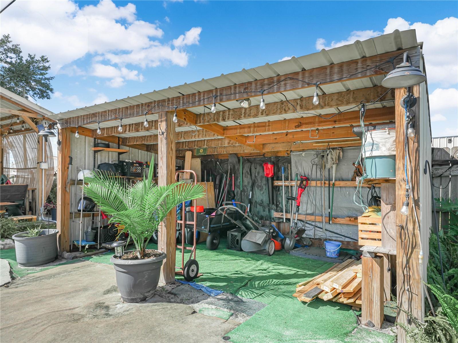 FOX CREEK PB 71 PG 7 - Residential