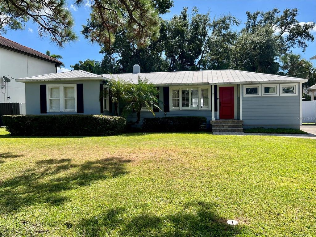 Photo of 4220 W Sevilla Street, Tampa, FL 33629 (MLS # TB8439012)