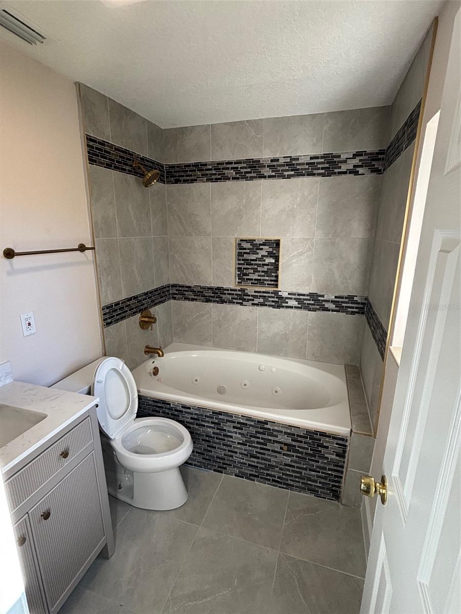 APOPKA TOWN - Residential