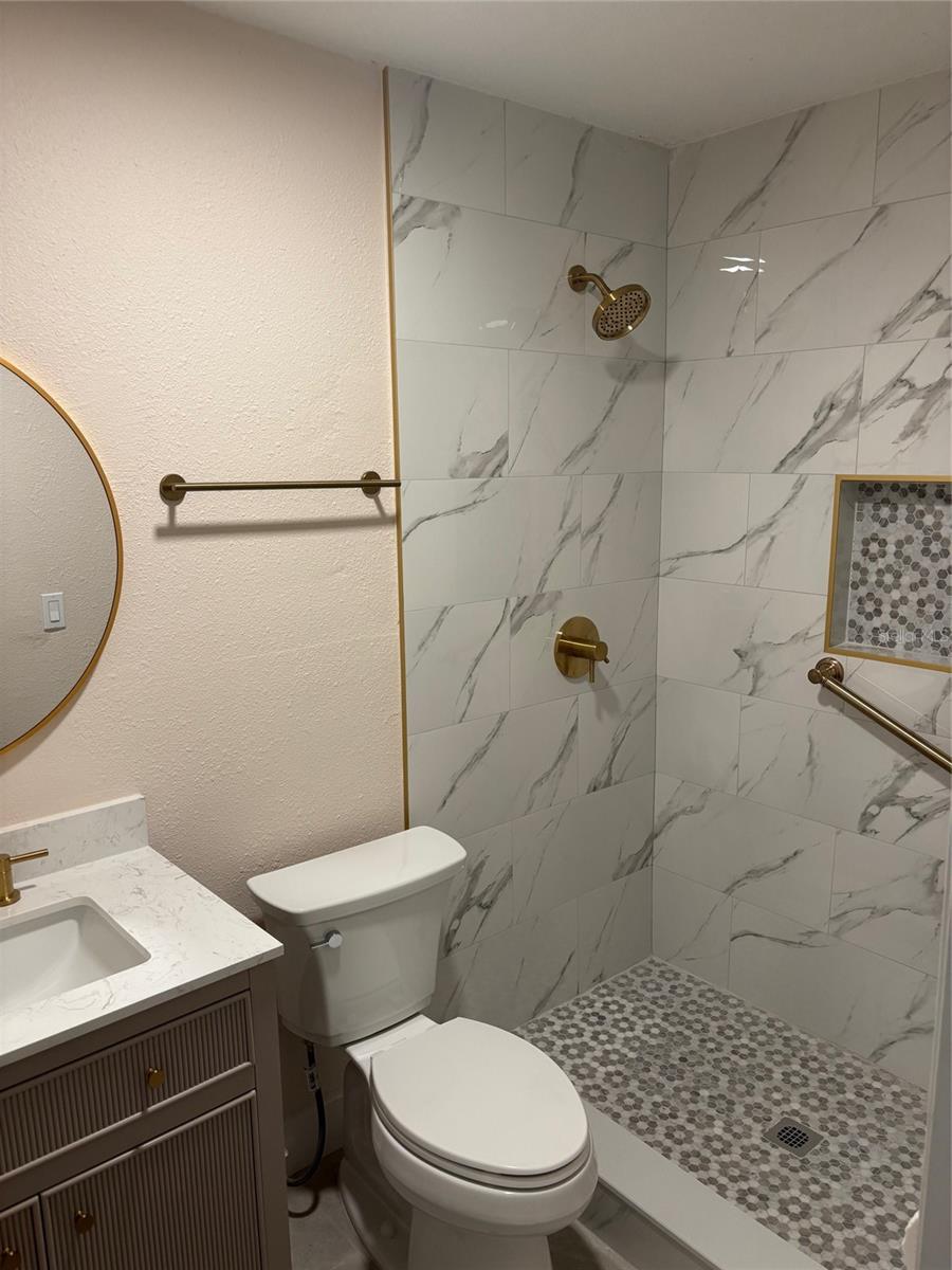 APOPKA TOWN - Residential