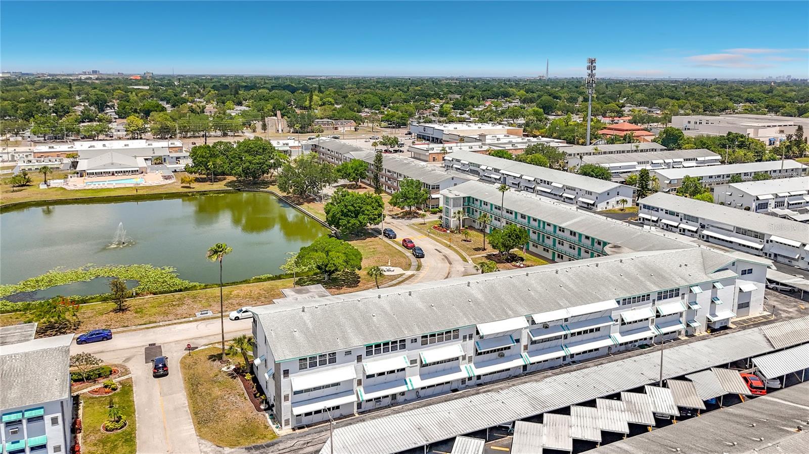 TOWN APTS CONDO - Residential