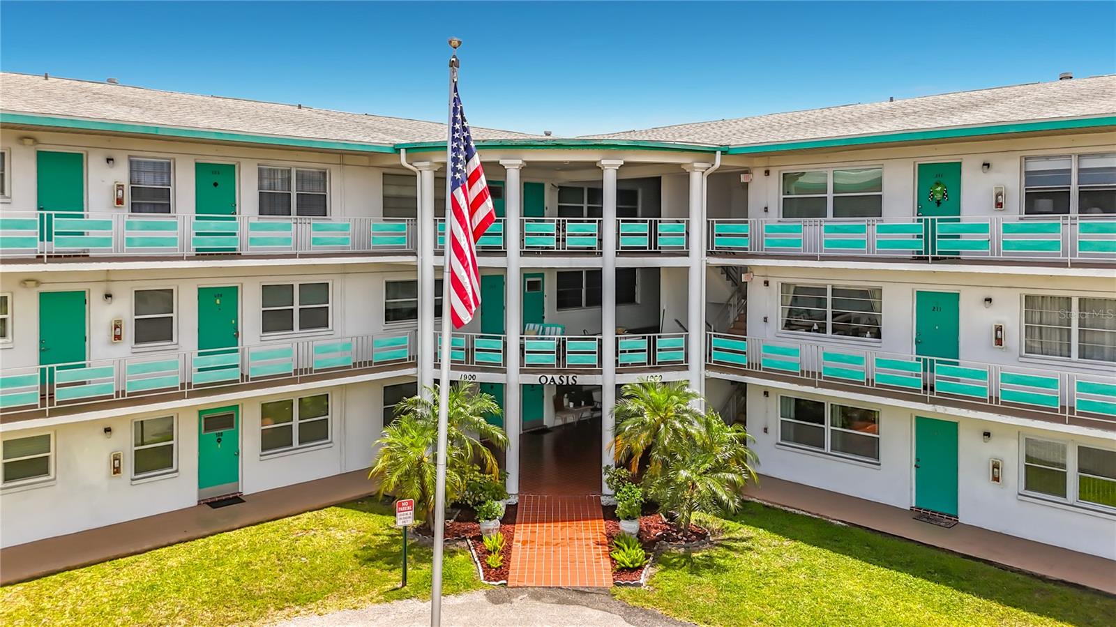 TOWN APTS CONDO - Residential