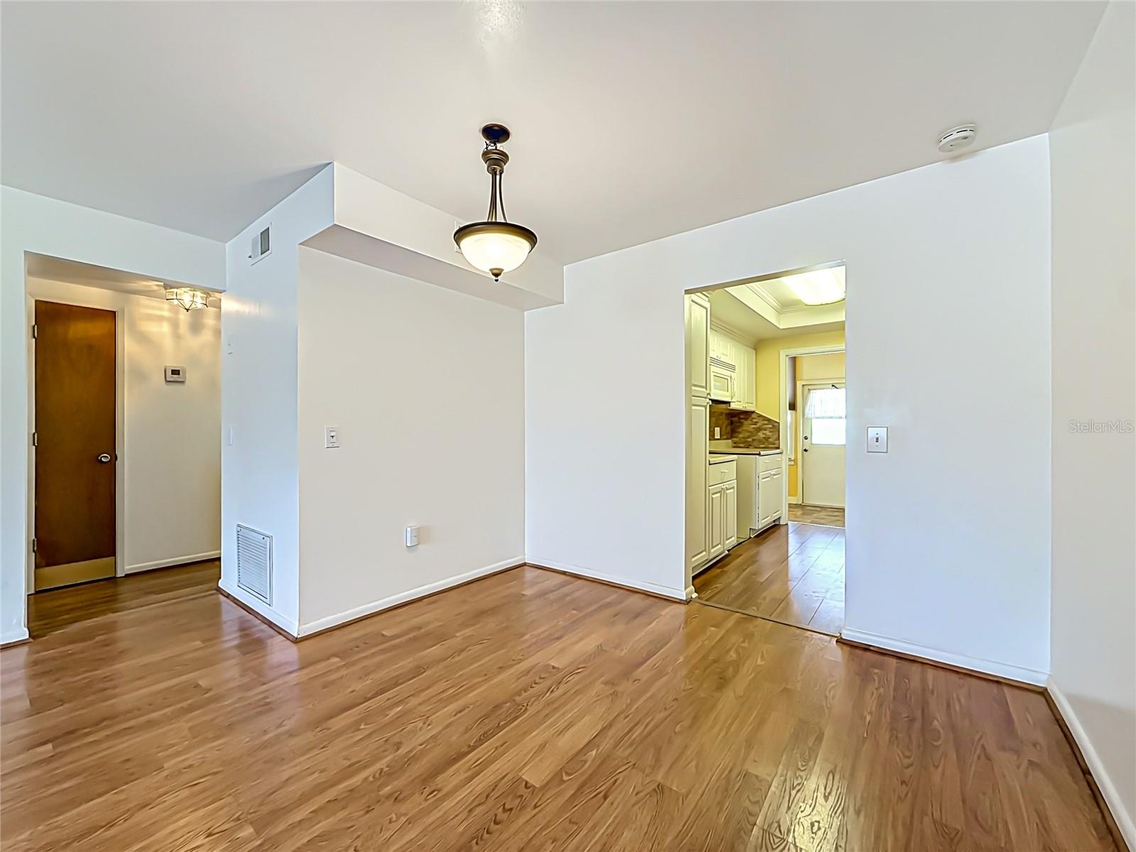 TOWN APTS CONDO - Residential