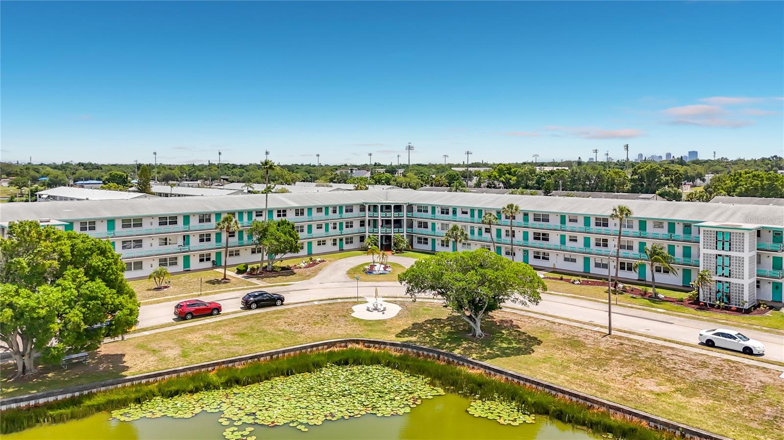 TOWN APTS CONDO - Residential