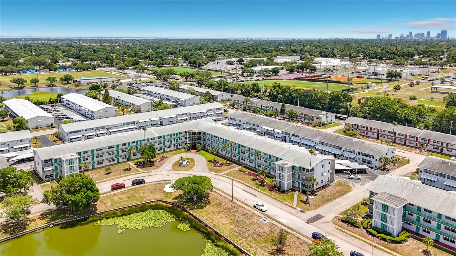 TOWN APTS CONDO - Residential