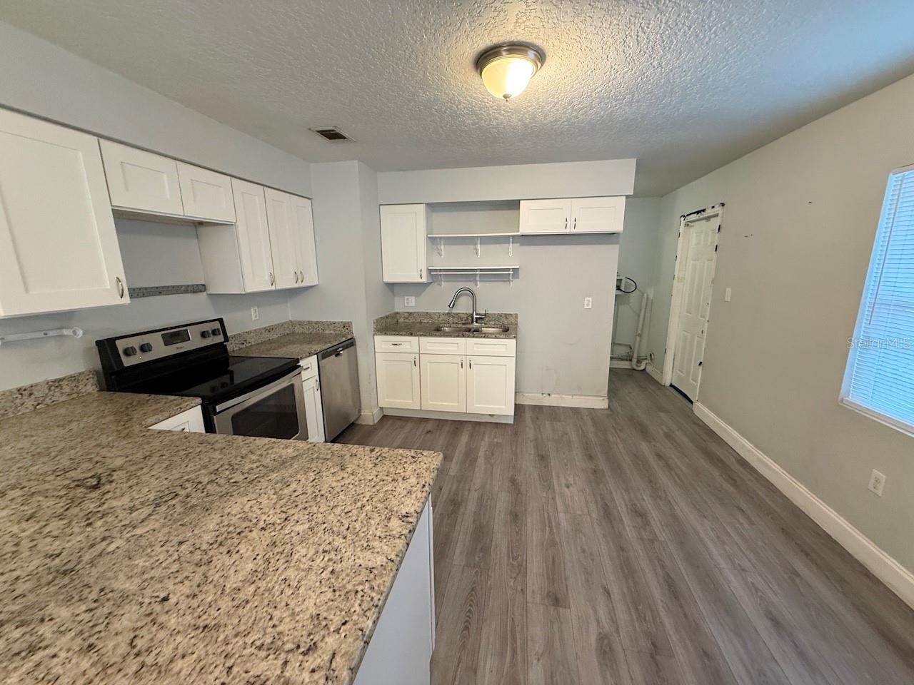 BENITA PARK - Residential