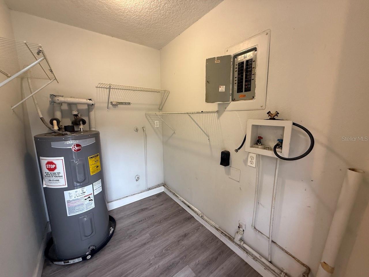 BENITA PARK - Residential