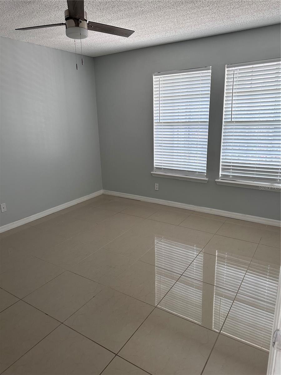 CENTRAL PARK METROWEST CONDO - Residential Lease