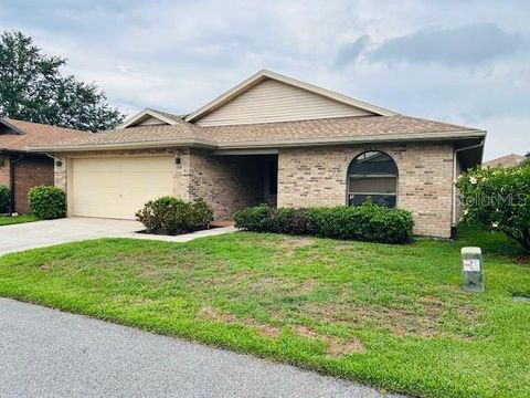 Photo of 668 Jamaica Circle, Lakeland, FL 33803 (MLS # L4952582)