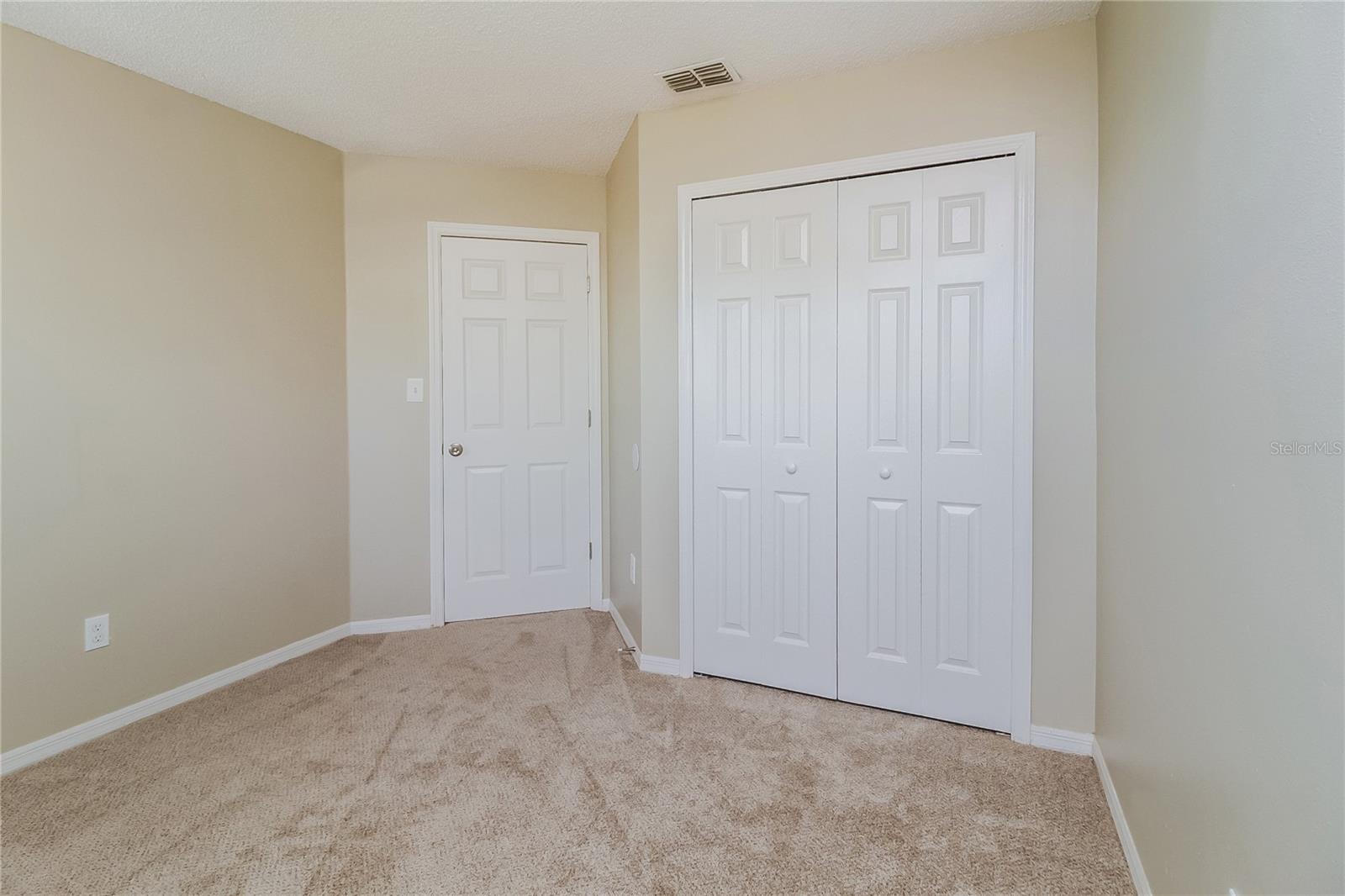 ORANGES PH 02 - Residential Lease