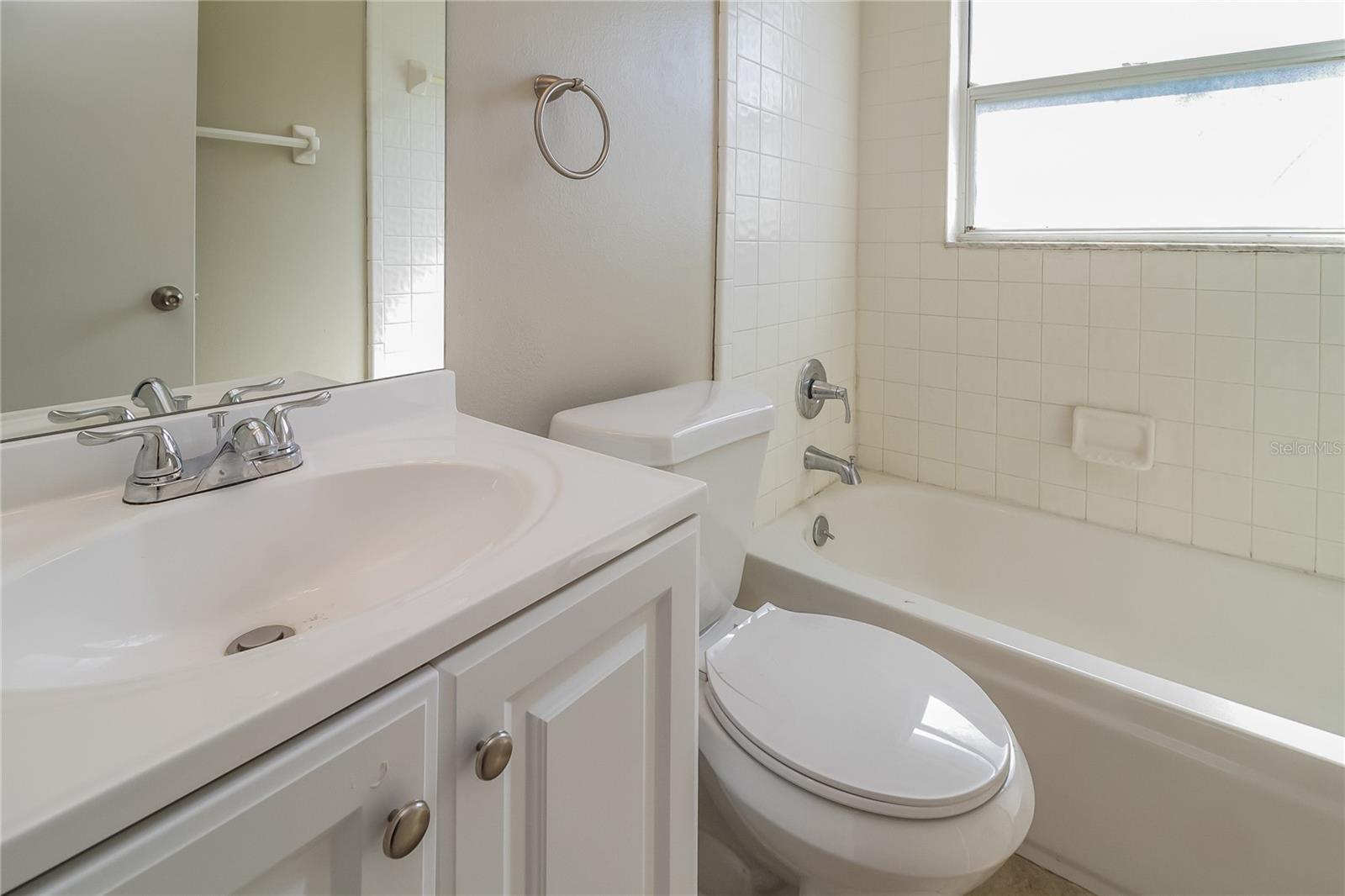 ORANGES PH 02 - Residential Lease