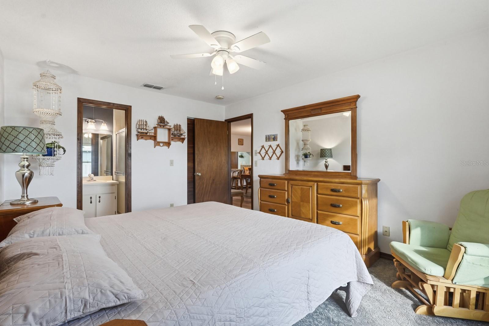 OCEAN BREEZE CIRCLE - Residential