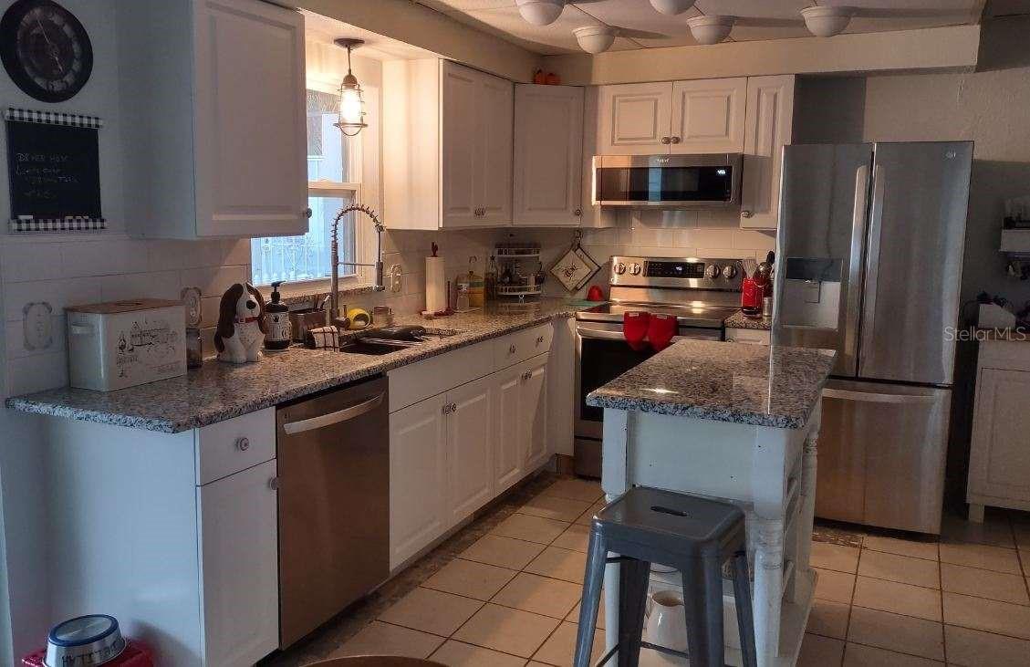 PONKAN TERRACE - Residential