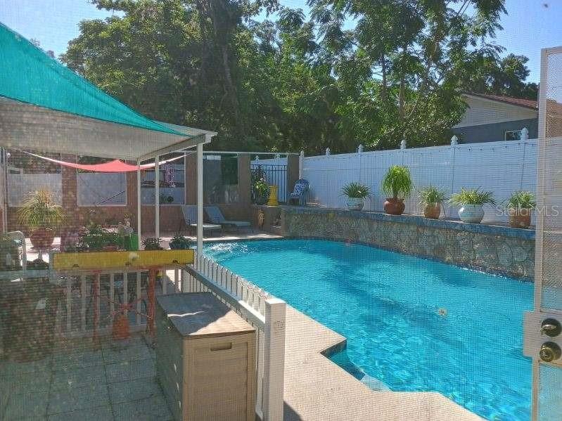 PONKAN TERRACE - Residential