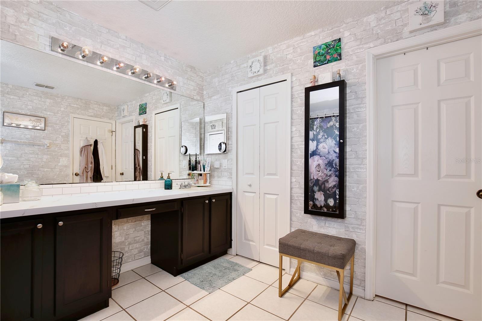 STONE FOREST - Residential