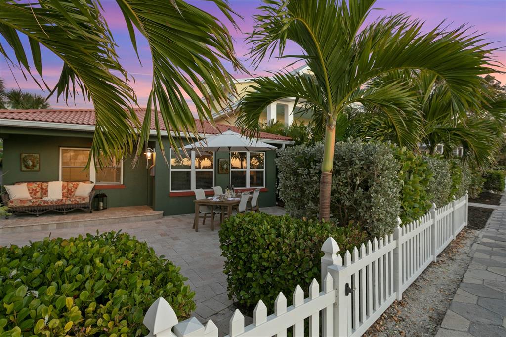 MOREY BEACH - Residential