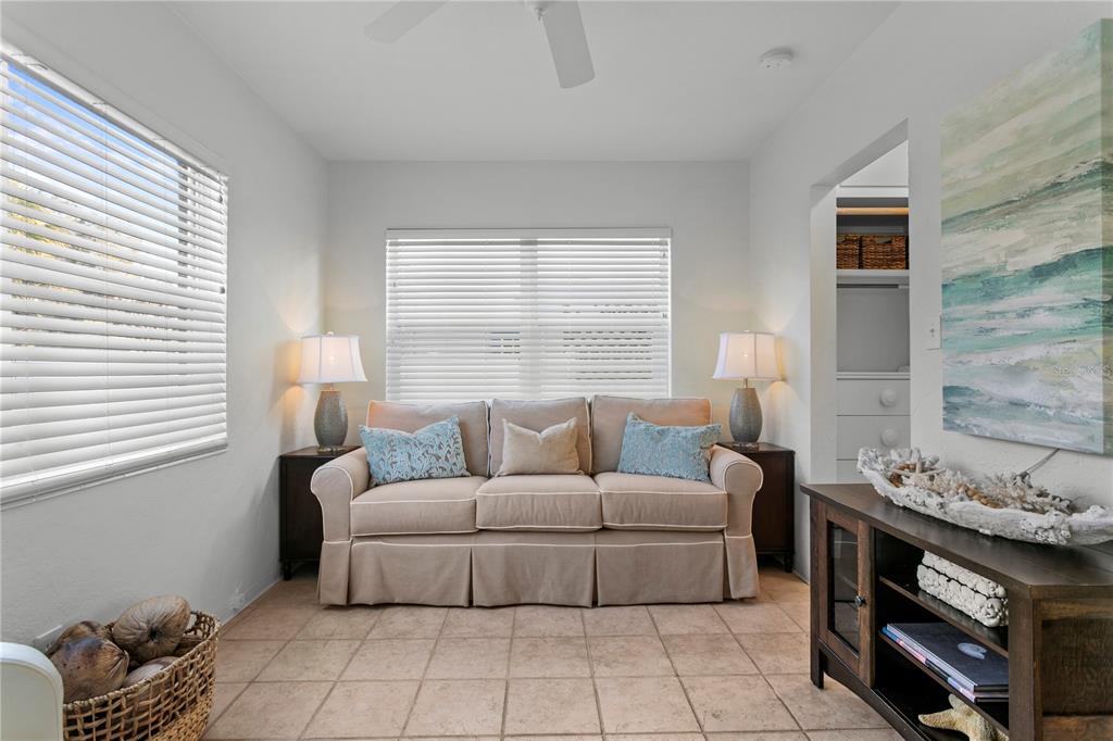 MOREY BEACH - Residential