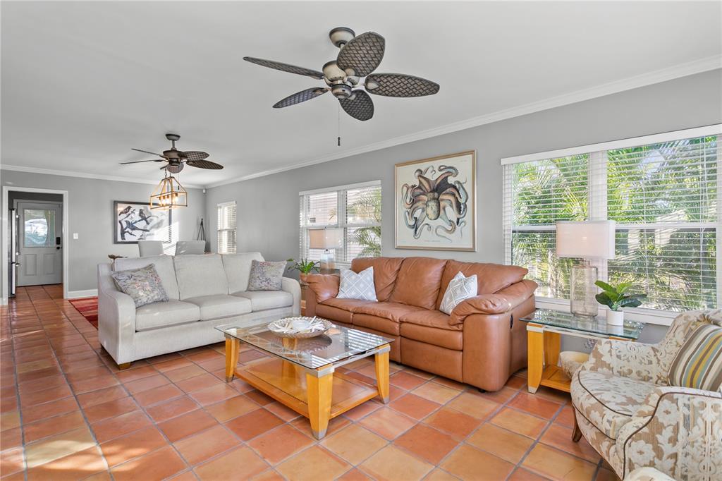 MOREY BEACH - Residential