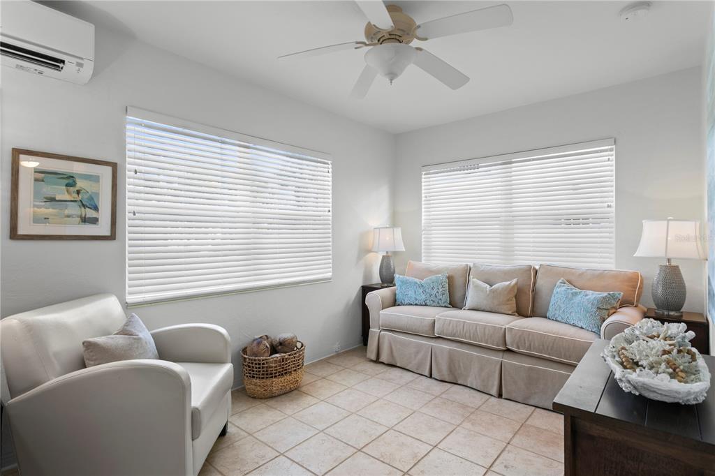 MOREY BEACH - Residential