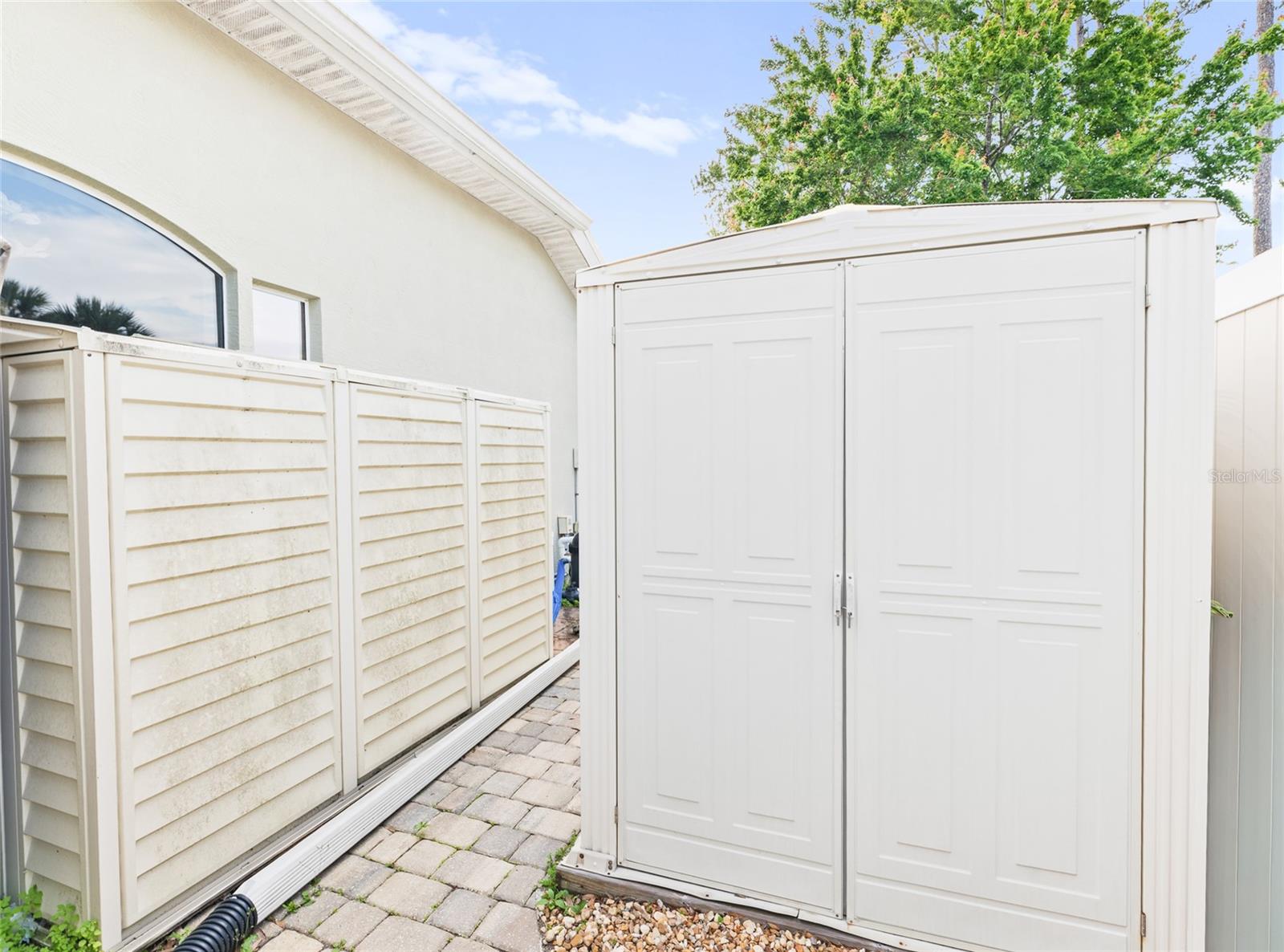 CYPRESS KNOLL - Residential