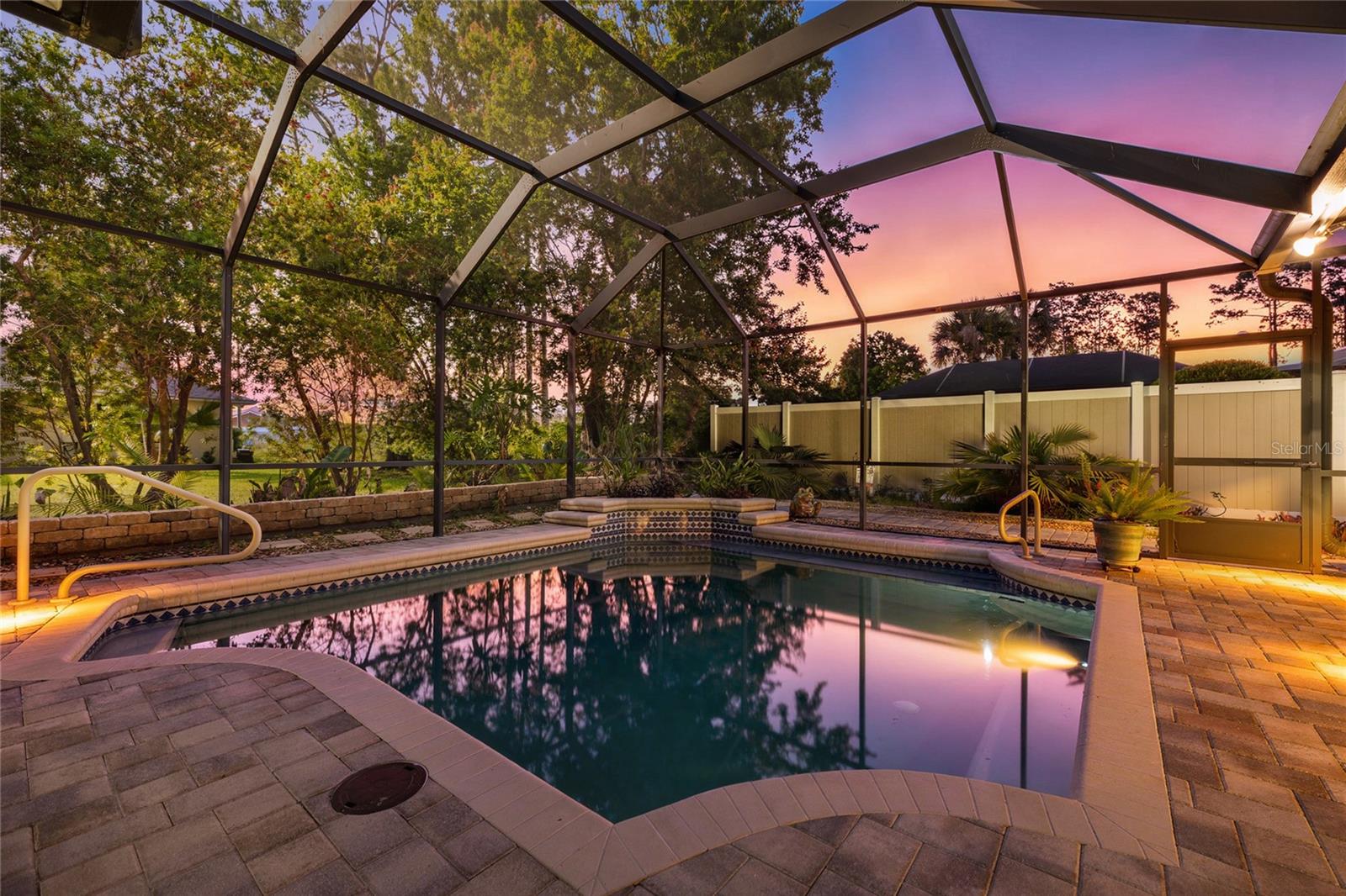 CYPRESS KNOLL - Residential