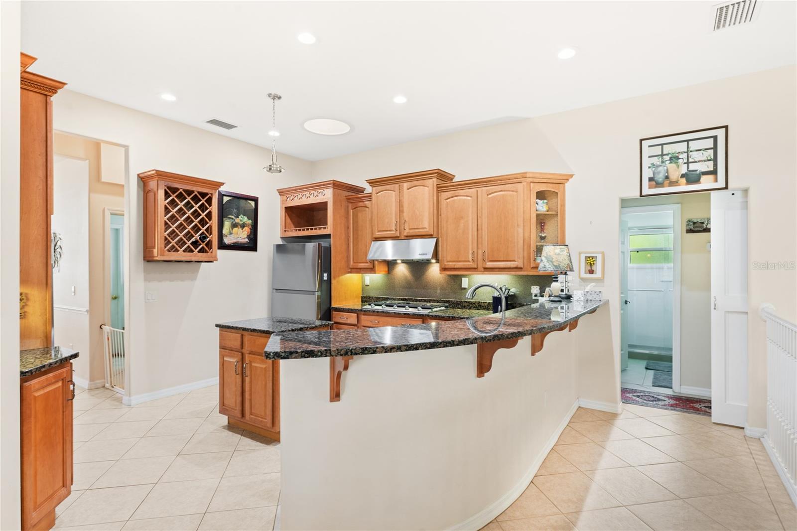 CYPRESS KNOLL - Residential