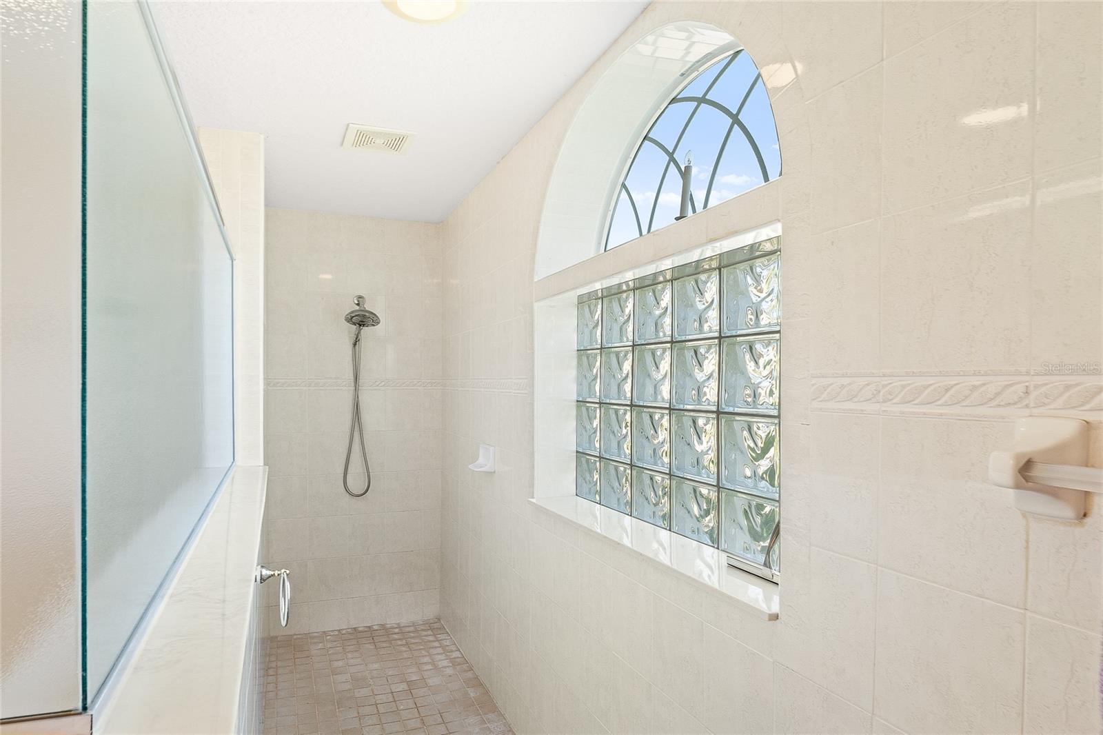CYPRESS KNOLL - Residential