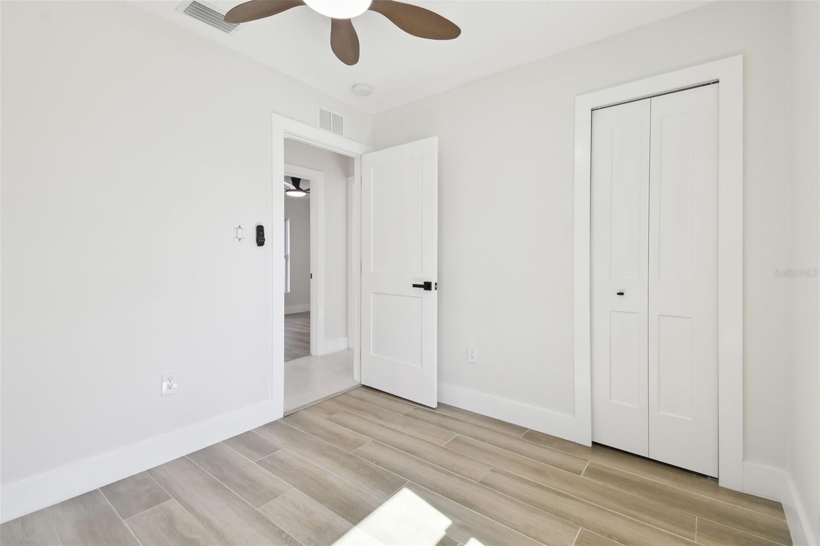 GANDY GARDENS 3 - Residential